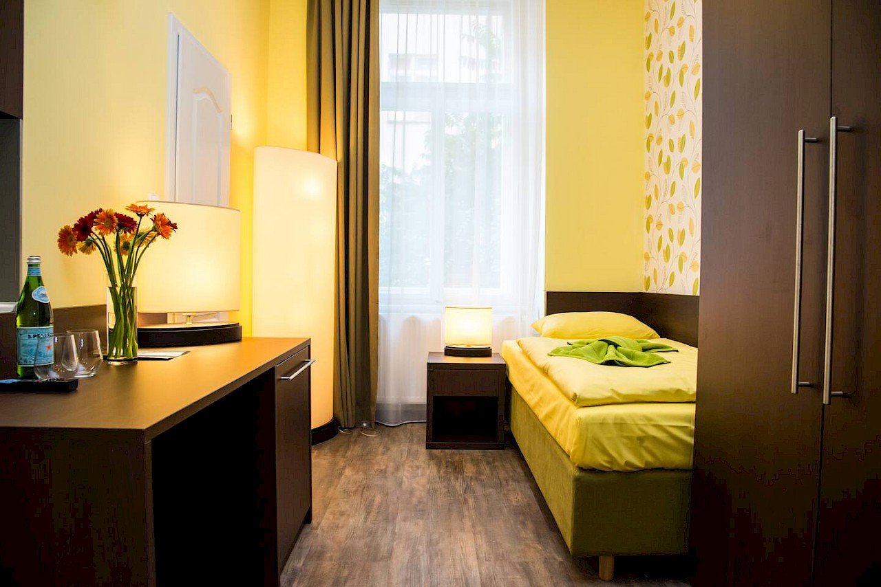 City Center Twin Bed Studio
